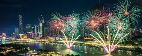 Brisbane Festival Kicks Off with Riverfire this Weekend - 96five Family ...