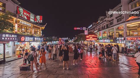 yangshuo west street - China ChengDu Tours, Chengdu Panda Volunteer Program