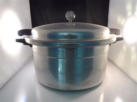 Vintage Mirro-Matic 12 Qt Pressure Cooker M-0512 Mirro Aluminum Co. w ...