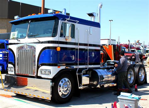 Kenworth K100 Aerodyne | Kenworth, Kenworth trucks, Show trucks