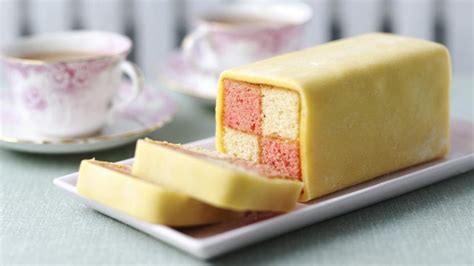 Battenberg cake recipe - BBC Food