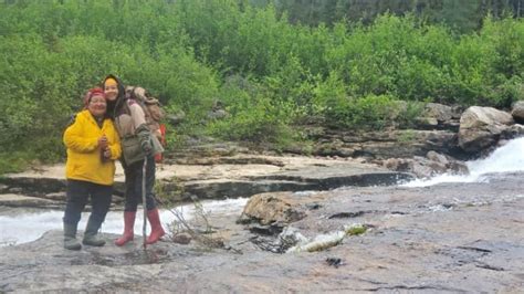 Natuashish women complete gruelling 65-km trek across Labrador wilderness | CBC News