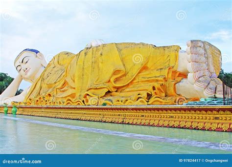 Mya Tha Lyaung Reclining Buddha, Bago, Myanmar Stock Image - Image of ...