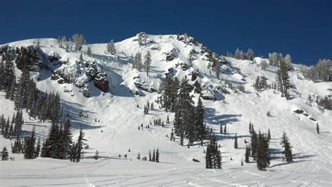 The Unofficial Alpine Meadows Ski Report - A Little More Snow • Andy Wertheim | Lake Tahoe Real ...