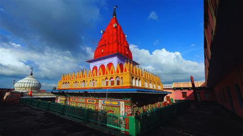 Hanuman Garhi: A Pilgrimage to the Hilltop Temple - Jovial Holiday