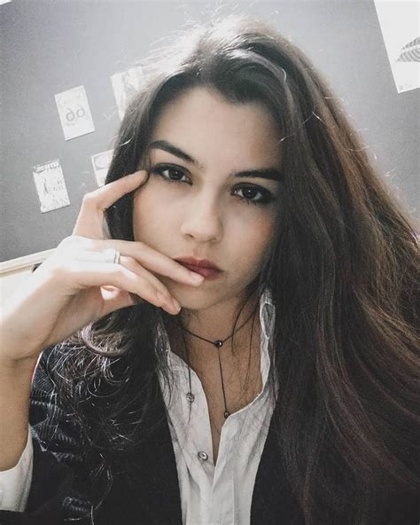 Larissa Liveir Bio, Wiki, Boyfriend, Height & Net Worth - Biography on