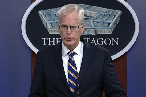 Acting Pentagon chief cites risks during troop reductions