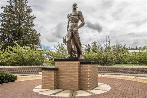 Michigan State - The Spartan Statue Photograph by John McGraw - Fine ...