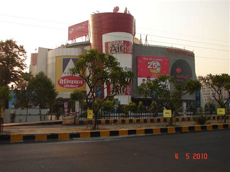 New Lucknow: West End Mall