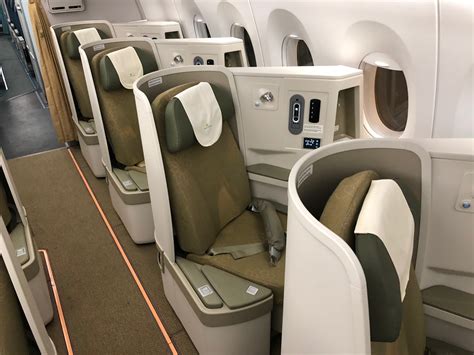 Review: Vietnam Airlines A350 Business Class Ho Chi Minh City to ...