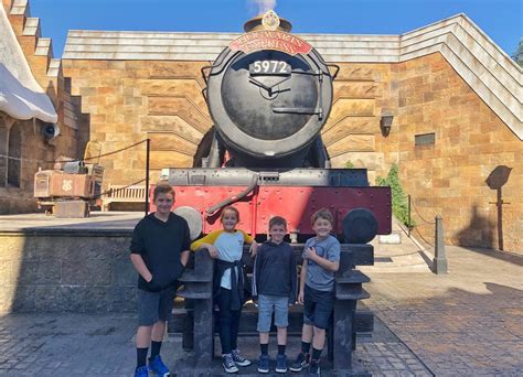 The Ultimate Guide to The Harry Potter World Rides