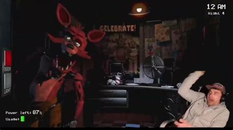 FOXY JUMP SCARE | FNAF - YouTube