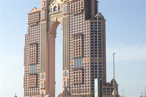 Hotel in Abu Dhabi | Fairmont Marina Abu Dhabi - TiCATi.com