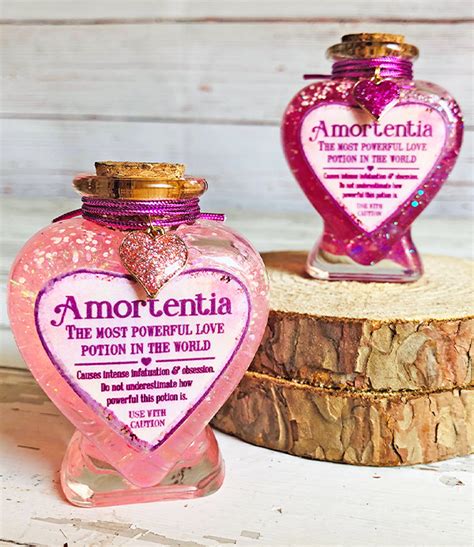 Magenta Amortentia Potion Bottle Decoration Apothecary Label | Etsy UK | Etiquetas de pociones ...