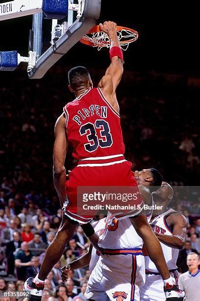 Scottie Pippen Dunk Photos and Premium High Res Pictures - Getty Images