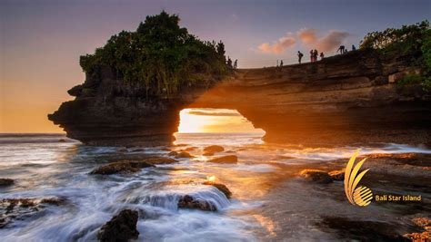 Tanah Lot Sunset Tour Dinner Package | Bali Tour Packages