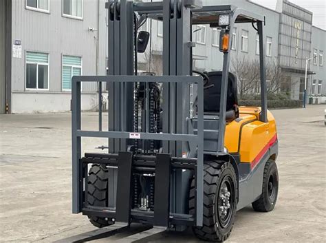 Reach Truck Forklift 3.5 Ton New&Used | Machinery Global Supplier