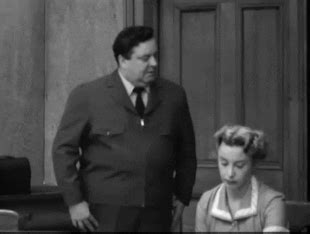 Ralph Alice Kramden GIFs - Find & Share on GIPHY