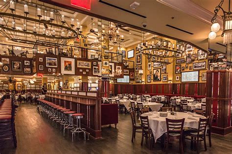 Carmine’s – Las Vegas – Menus and pictures