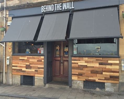 Behind The Wall in Falkirk | Pub in Falkirk, FK1