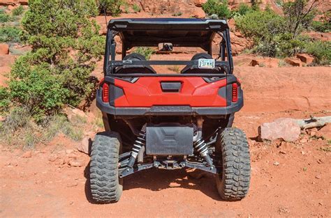 POLARIS GENERAL 1000 PREMIUM - UTV Action Magazine