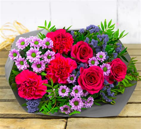 Best Wishes – Flowers with Free Delivery - Zantini Chrysanthemums, Roses & Carnations – Birthday ...