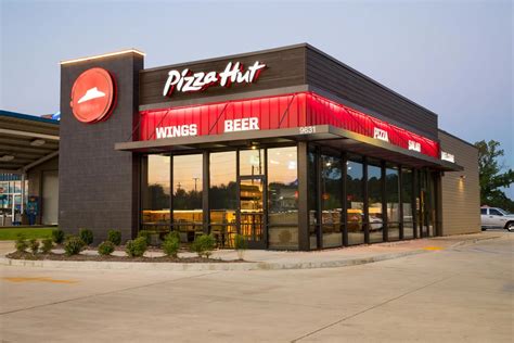 Numerous Iowa Pizza Hut Locations Closing For Good