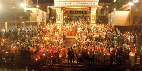 Ganga Aarti In Rishikesh & Timing of Ganga Aarti in Rishikesh