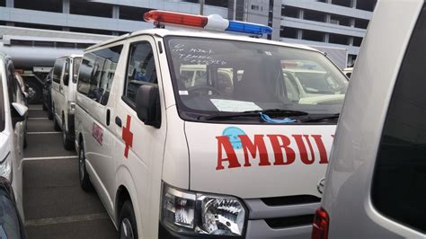 TOYOTA HIACE AMBULANCE 2014 WHITE | Zam Zam Group