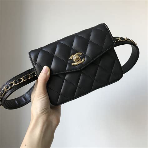 chanel waist bag quilted with chain black - earlroegner-99