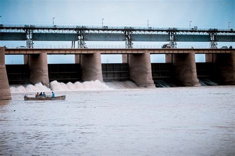 How Concrete Dams Work | Engineering Specialists, Inc.