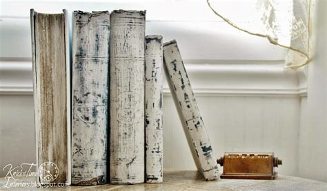 White Painted Books {Prettying Up Ugly Old Books} | Knick of Time