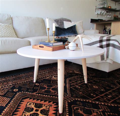 DIY Danish Modern Coffee Table - Francois et Moi