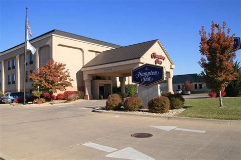 Manhattan, Kansas hotels, motels: rates, availability