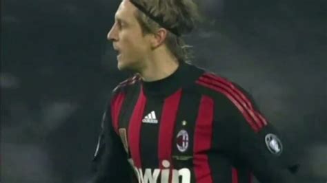 Massimo Ambrosini - |AC MILAN| Tackles & Passes & Goals. - YouTube