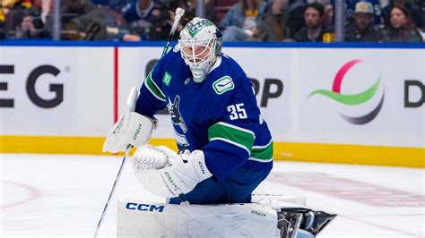 Hellebuyck, Demko & Bobrovsky Named Vezina Trophy Finalists - BVM Sports