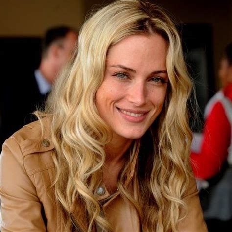 Oscar Pistorius: Reeva Steenkamp's parents to meet her killer - BBC News