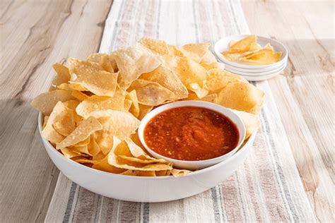 Party Platter Chips & Salsa - Grill & Bar Menu | Chili's