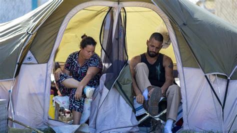 Living in tents, thousands of Puerto Rico’s earthquake survivors wait for relief - Bangladesh Post