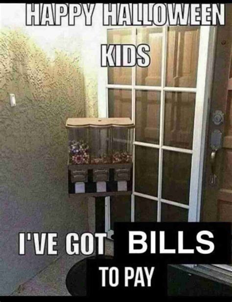 Collection of Best HALLOWEEN Memes 2023 - Guide For Geek Moms