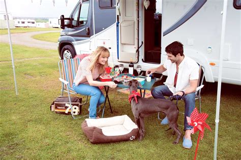 Motorhome Holidays in Whitby | Sea View & Whitby Abbey View Pitches ...