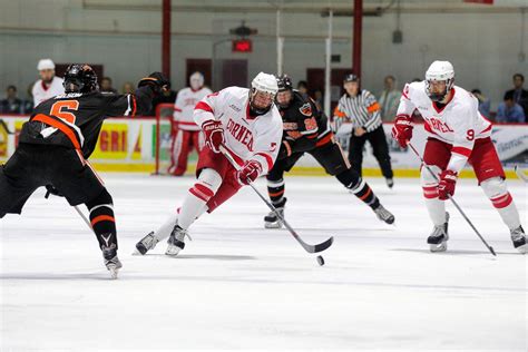 #9/9 Cornell Men’s Hockey Team Staves Off Clarkson, 2-1 | Sports | ithaca.com