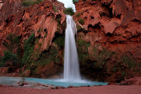 Havasu Falls in the Grand Canyon (just outside the National Park in the ...