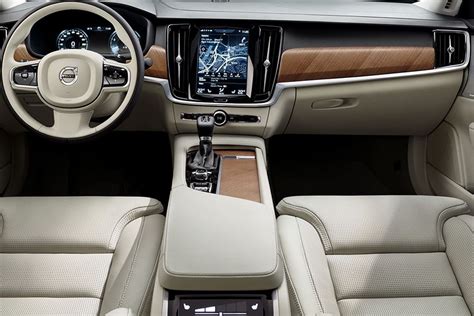 Gambar Volvo S90 - Lihat Foto Interior & Eksterior | Oto