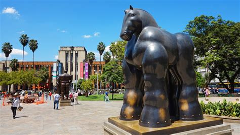 A Tribute to the Legendary Colombian Artist Fernando Botero