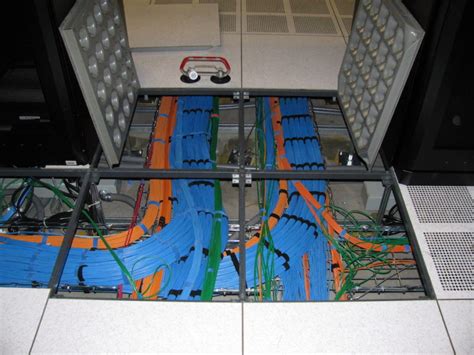 Why Data Center Raised Floor Systems Are Essential - FYP Metal Design