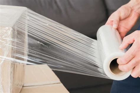 Stretch Film Vs. Shrink Wrap - What's the Difference? - 2S Packaging