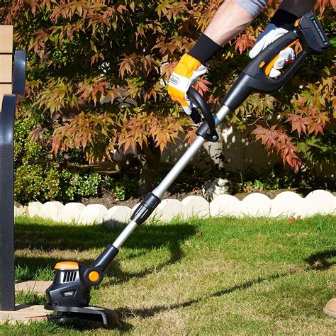 VonHaus Cordless Grass Strimmer Review (20 V Lithium Ion)