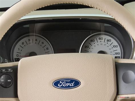 2007 Ford Explorer Sport Trac: 7 Interior Photos | U.S. News