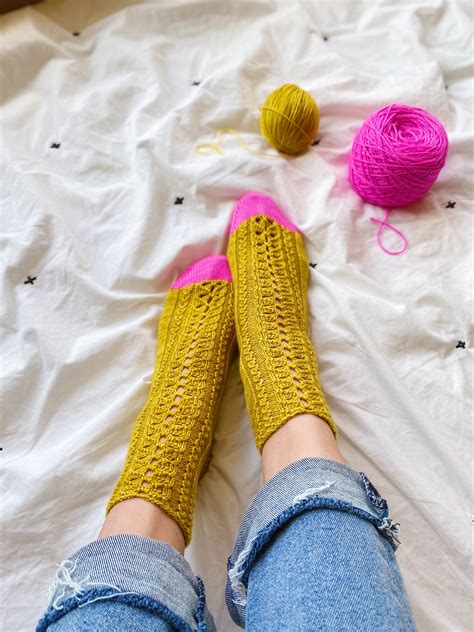 Easy Beginner Lace Sock Knitting Pattern Set The In Bloom | Etsy